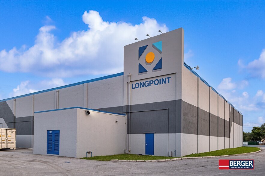 More Photos Of 1919 NW 19th St, Fort Lauderdale Warehouse For Lease