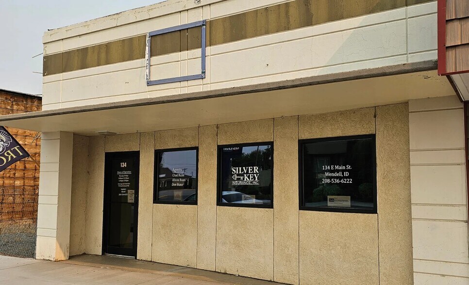 More Photos Of 134 E Main St, Wendell Storefront For Sale
