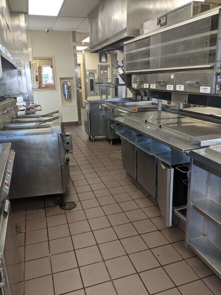 More Photos Of 804 Highway 64 E, Wynne Fast Food For Sale