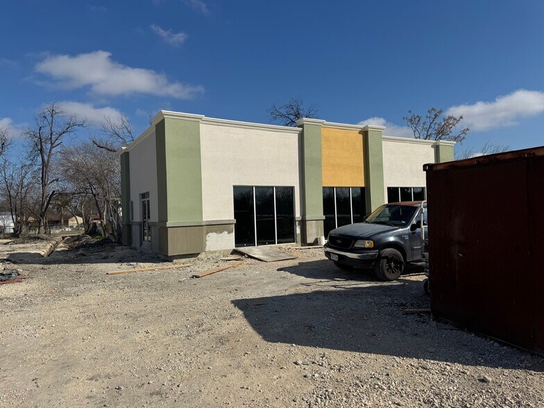 More Photos Of 5704 Macdona St, San Antonio General Retail For Sale