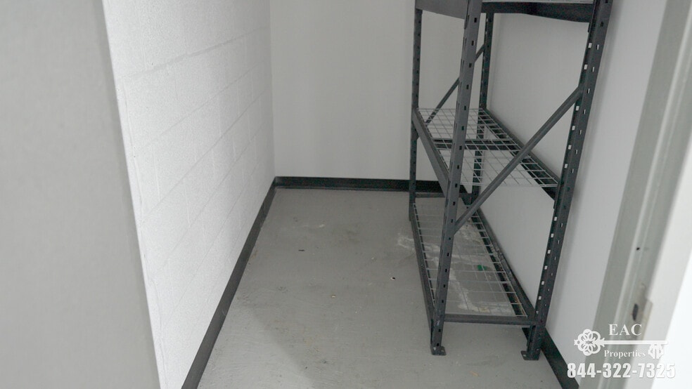 More Photos Of 482 Glenbrook Rd, Stamford Manufacturing For Lease