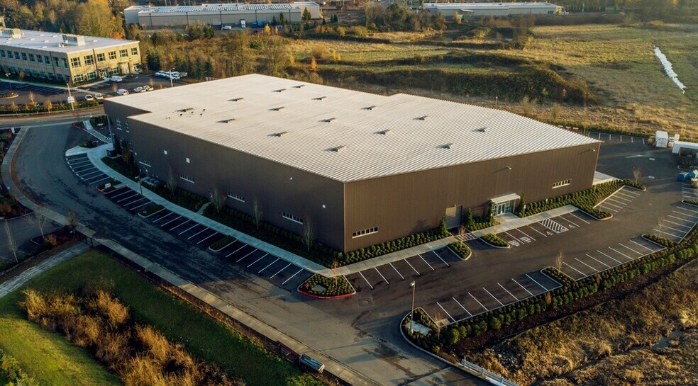 More Photos Of 11501 SW Amu St, Tualatin Manufacturing For Sale