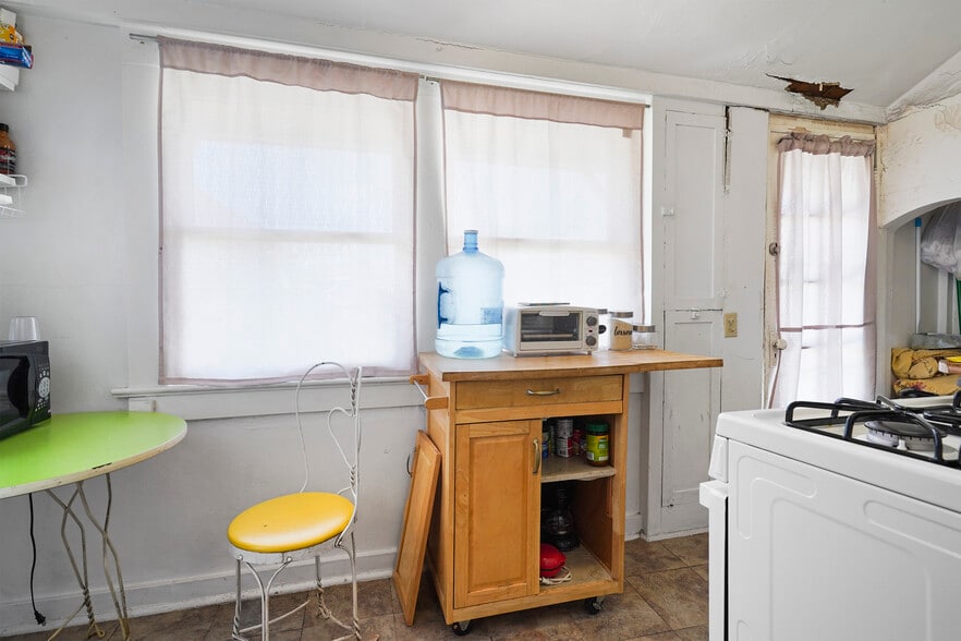 More Photos Of 1207 E Rio Grande Ave, El Paso Multifamily For Sale