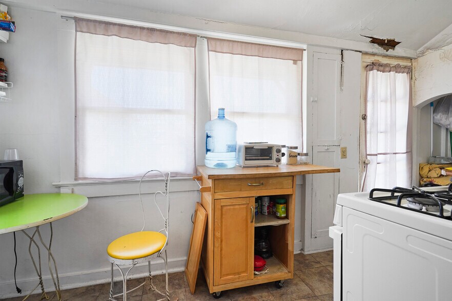 More Photos Of 1207 E Rio Grande Ave, El Paso Apartments For Sale