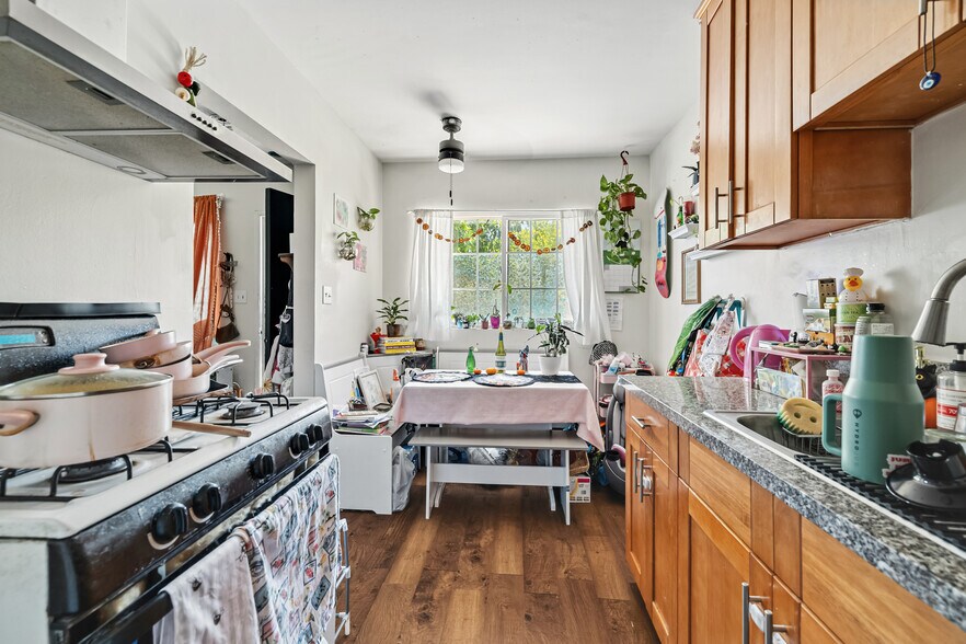 More Photos Of 716 Echandia St, Los Angeles Apartments For Sale