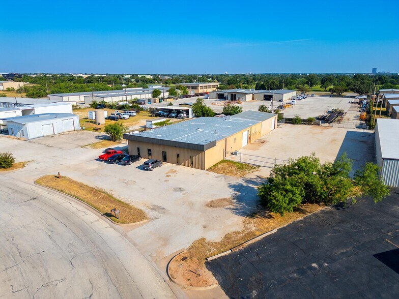 More Photos Of 926 Energy Dr, Abilene Warehouse For Lease