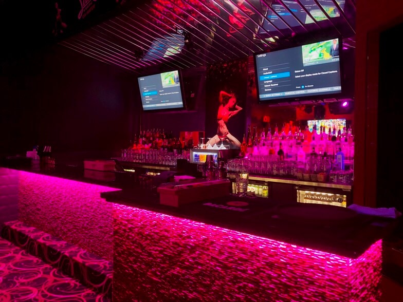 More Photos Of 144 E Juneau Ave, Milwaukee Storefront For Sale