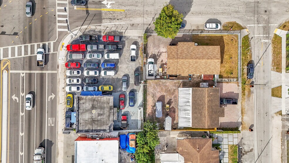 More Photos Of 820 E 43rd St, Hialeah Auto Dealership For Sale
