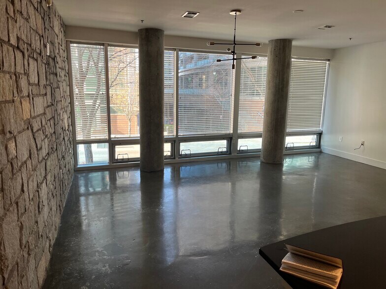 More Photos Of 845 Spring St NW, Atlanta Apartments For Sale