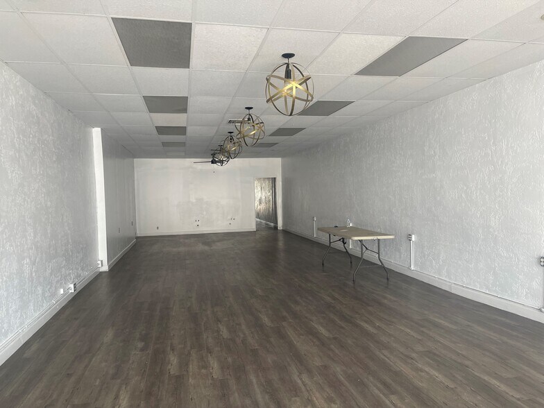 More Photos Of 172 N Main St, Porterville Freestanding For Lease