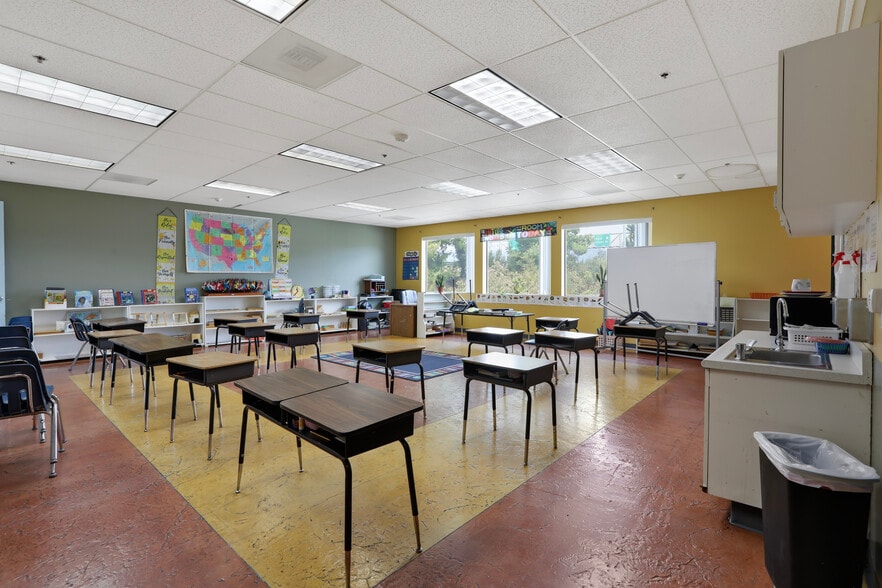 More Photos Of 818 W Gladstone St, San Dimas Specialty For Sale