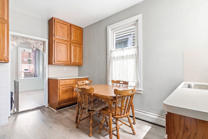 More Photos Of 369 E Kinney St, Newark Apartments For Sale