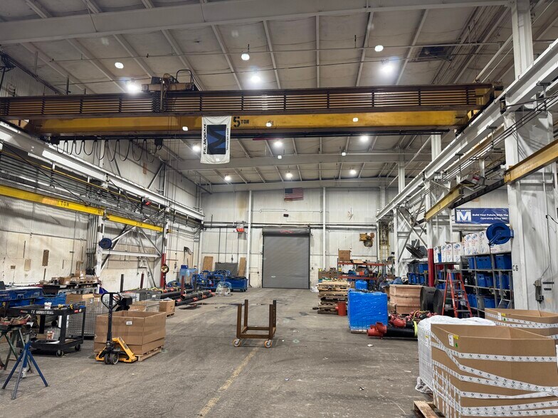 More Photos Of 2300 Michigan St, Hammond Warehouse For Lease