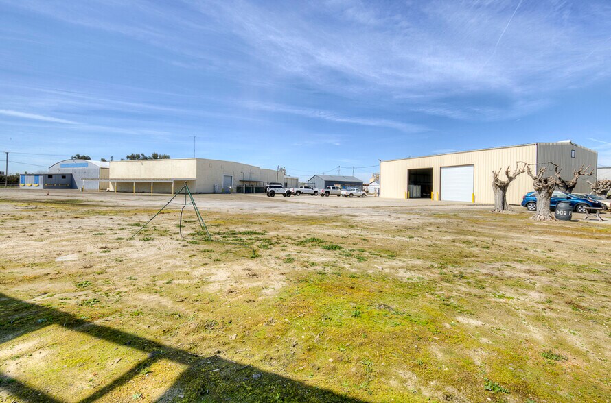 More Photos Of 39400 Clarkson Dr, Kingsburg Warehouse For Sale