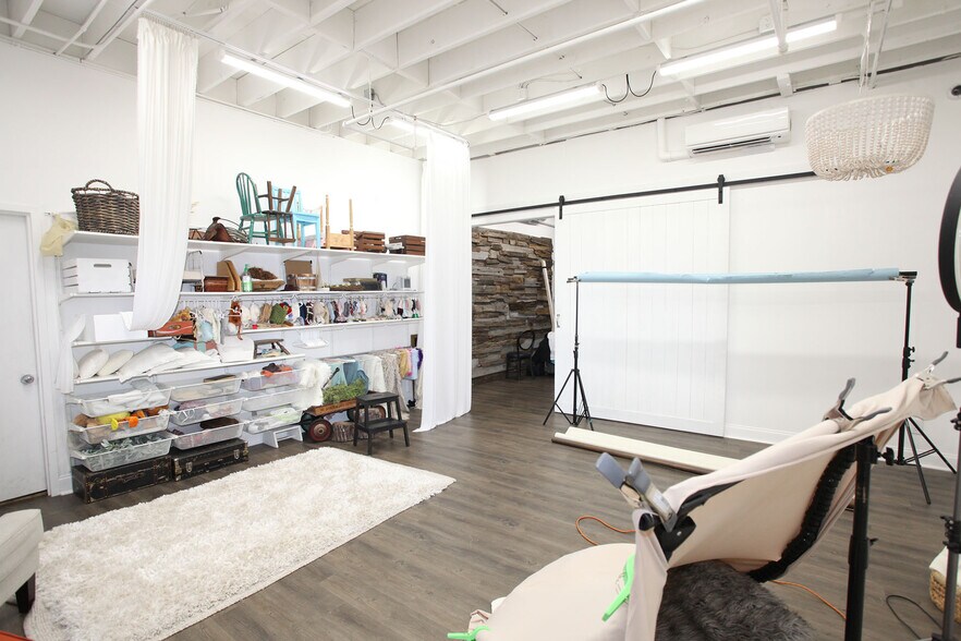 More Photos Of 1025 Sam Rittenberg Blvd, Charleston Office For Lease