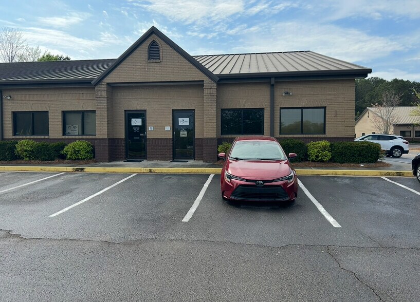 More Photos Of 3030 McEver Rd, Gainesville Medical For Sale