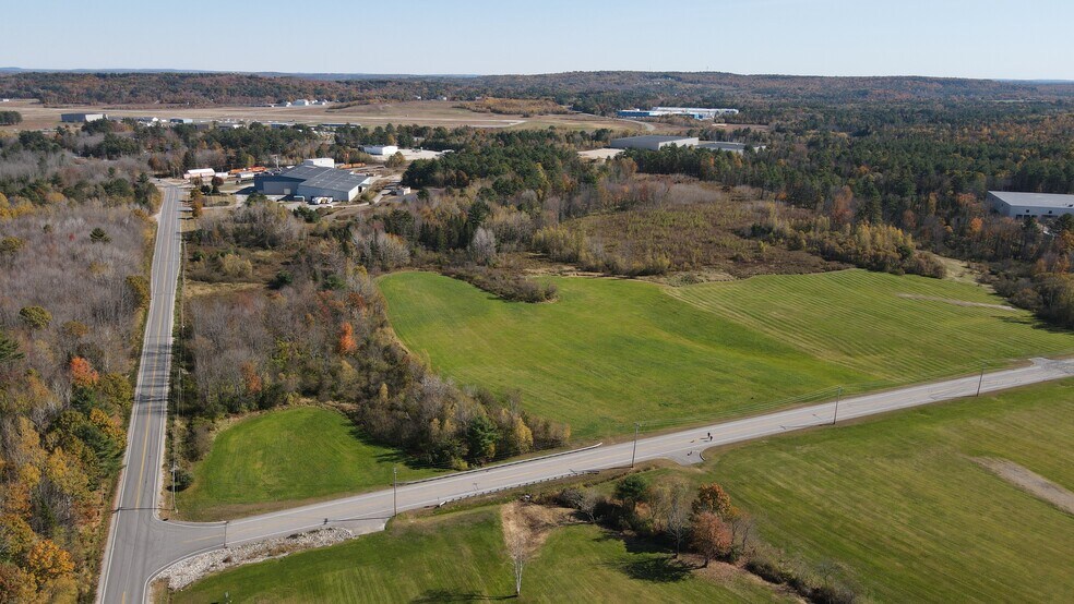 More Photos Of 586 Lewiston Junction Rd, Auburn Distribution For Sale
