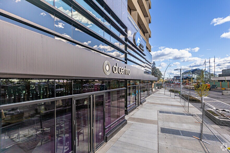 More Photos Of 9888 Jasper Ave NW, Edmonton Office For Lease
