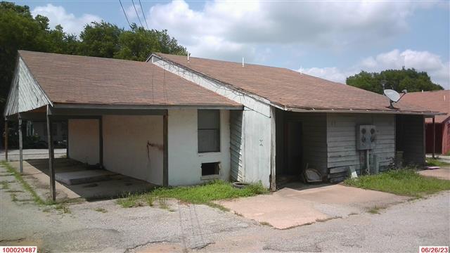 More Photos Of 51 Cherokee St, Healdton Apartments For Sale