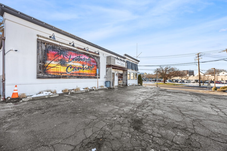 More Photos Of 348 Black Rock Tpke, Fairfield Restaurant For Sale