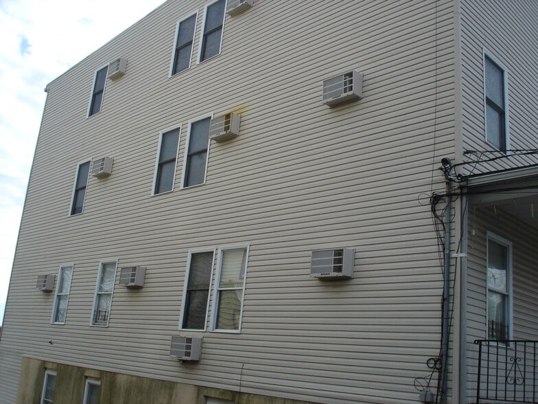 More Photos Of 156 Voss Ave, Yonkers Multifamily For Sale