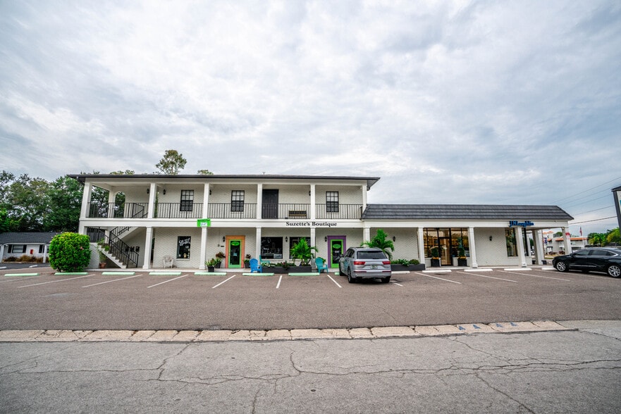 More Photos Of 400 Indian Rocks Rd N, Belleair Bluffs Storefront Retail Office For Lease