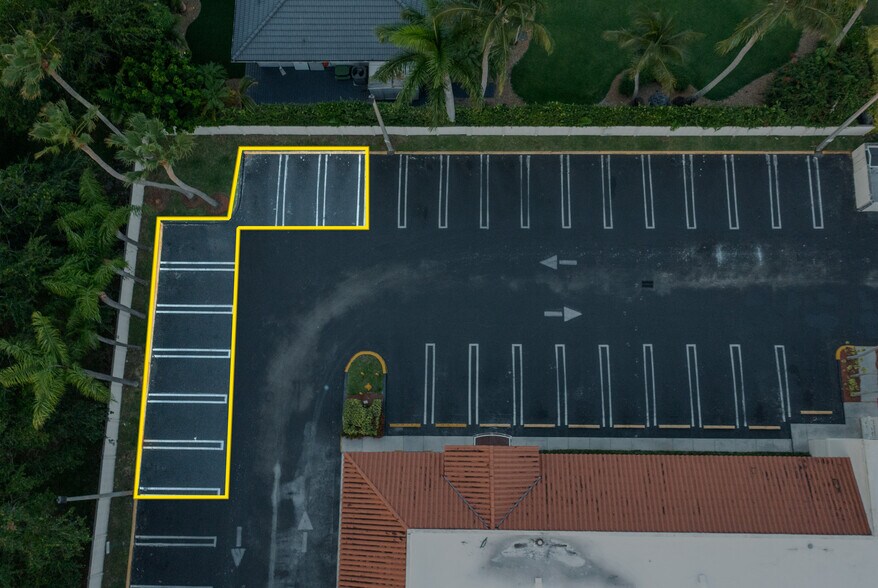More Photos Of 7765 SW 87th Ave, Miami Medical For Sale