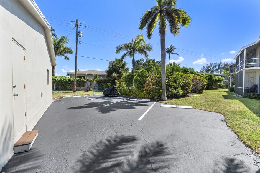 More Photos Of 640 SE 2nd Ave, Boynton Beach Apartments For Sale