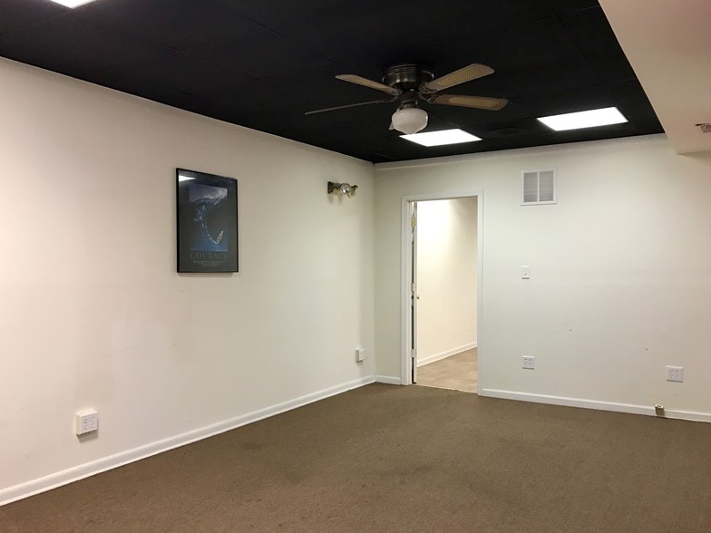 More Photos Of 110 W Mulberry St, Baltimore Office Residential For Lease