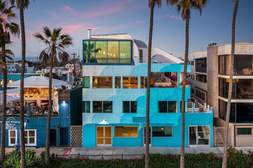 More Photos Of 3111 Ocean Front Walk, Marina Del Rey Apartments For Sale