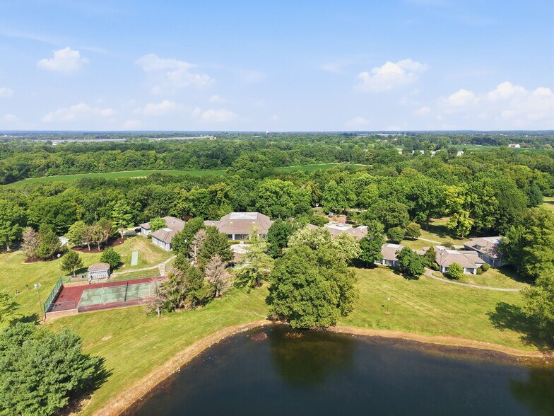 More Photos Of 1461 Highway EE, Winfield Specialty For Sale