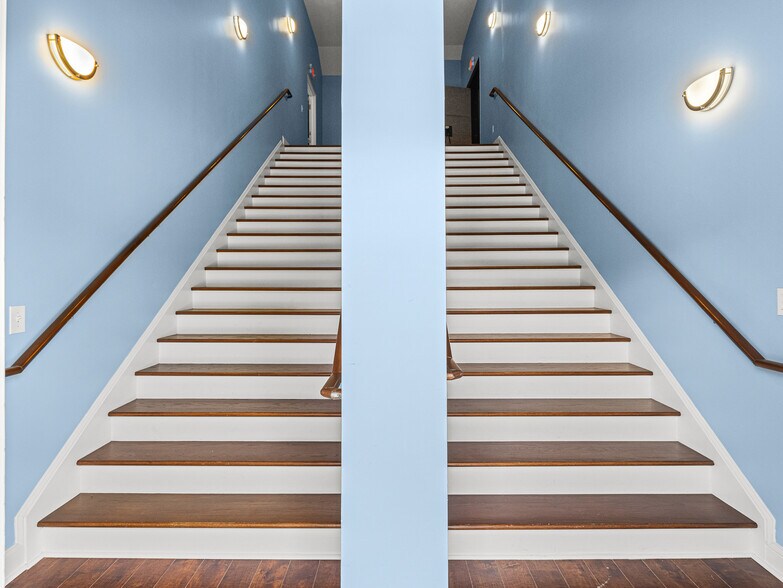 More Photos Of 14 Mimidis Ln, Swannanoa Office For Sale