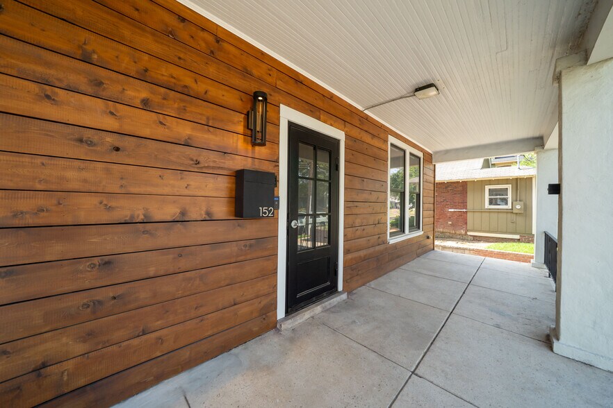 More Photos Of 152 N Tucker St, Memphis Loft Creative Space For Sale