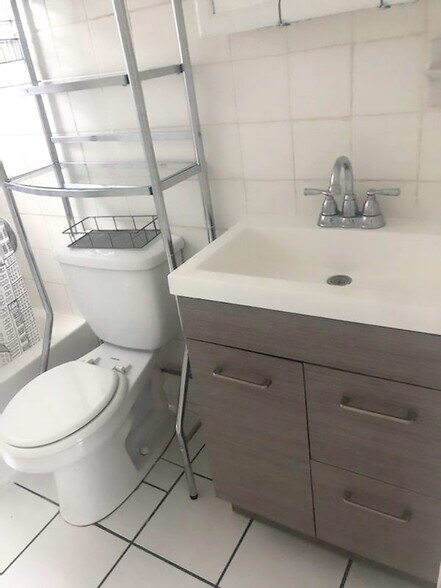 More Photos Of 7509 NE 3rd Ave, Miami Apartments For Sale