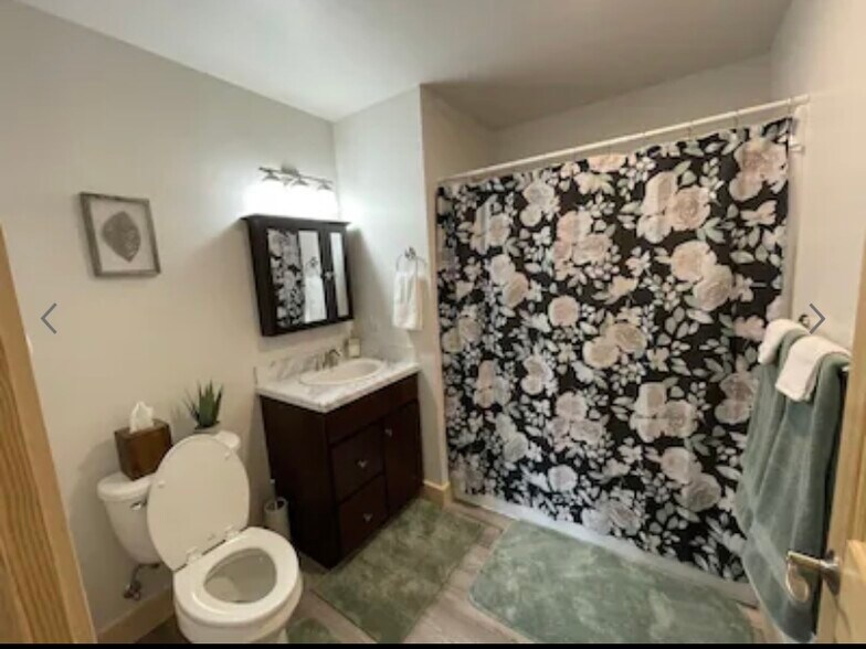 More Photos Of 301 Spring St, Gardiner Apartments For Sale