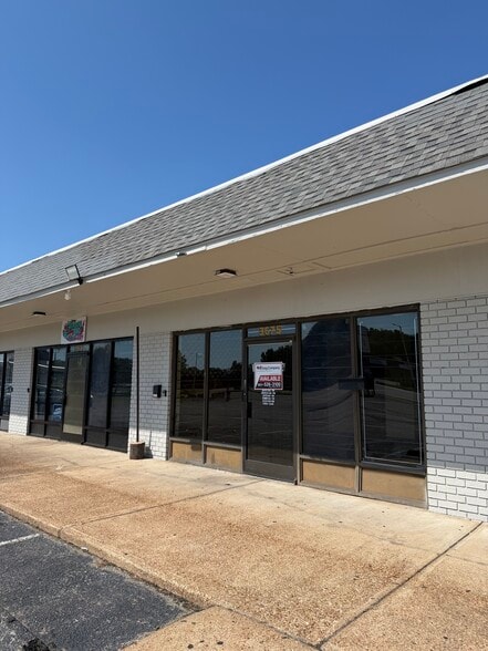 More Photos Of 3667-3683 S Mendenhall Rd, Memphis Unknown For Lease