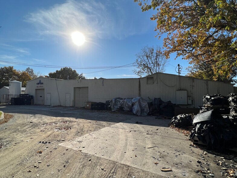 More Photos Of 17416 County Road 34, Goshen Manufacturing For Lease