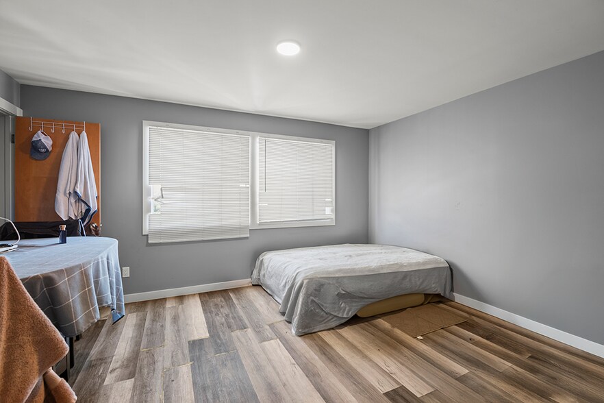 More Photos Of 2004 27th Ave, Oakland Apartments For Sale