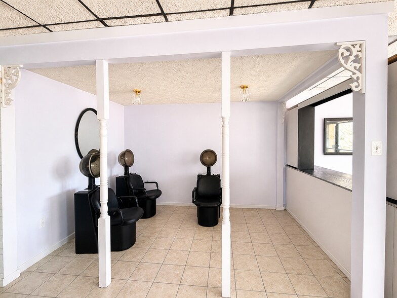 More Photos Of 2901 University Ave, Columbus Freestanding For Lease