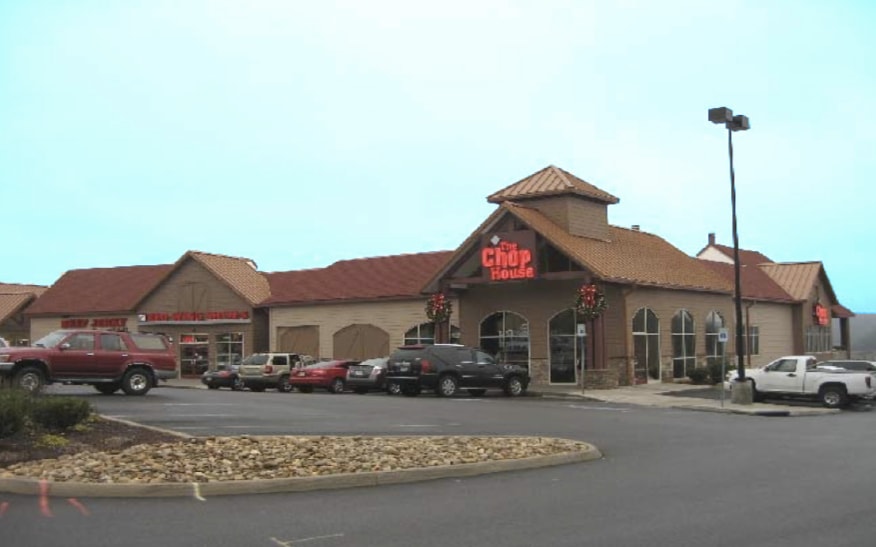 More Photos Of 3609 Outdoor Sportsmans Pl, Kodak General Retail For Lease