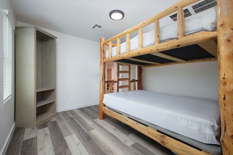 More Photos Of 7070 S US Highway 83, Concan Hotel For Sale