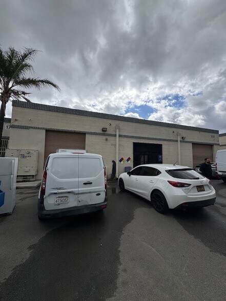 More Photos Of 1808 Container Cir, Jurupa Valley Warehouse For Sale
