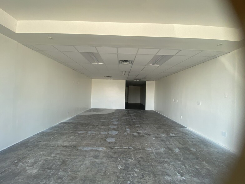 More Photos Of 12615-12625 Pioneer Blvd, Norwalk Unknown For Lease