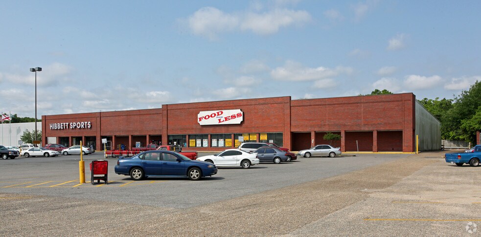 More Photos Of 705 43 Hwy, Saraland Unknown For Lease