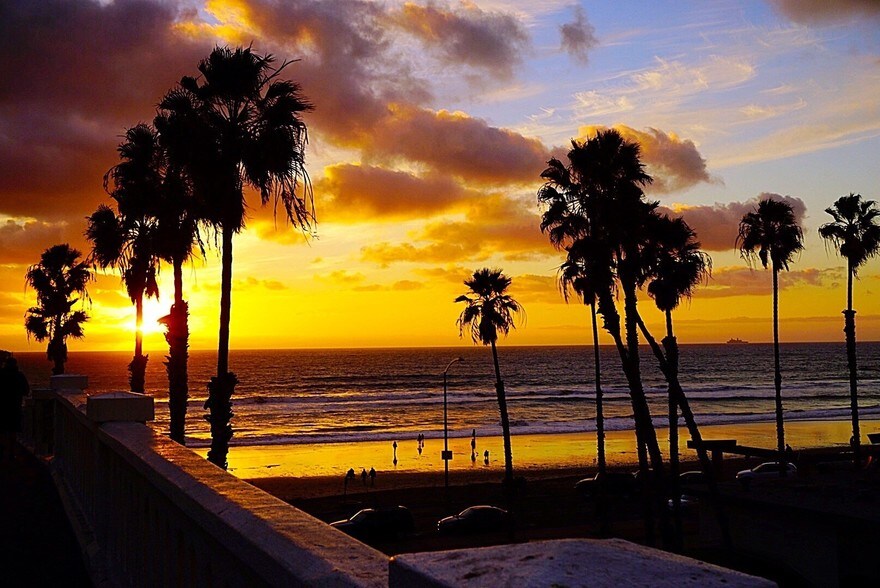 More Photos Of 218 San Diego St, Oceanside Freestanding For Lease