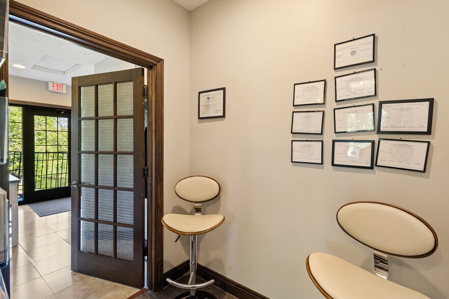 More Photos Of 440 W Centre Ave, Portage Office For Sale