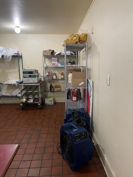 More Photos Of 3009 E Ash St, Goldsboro Restaurant For Sale