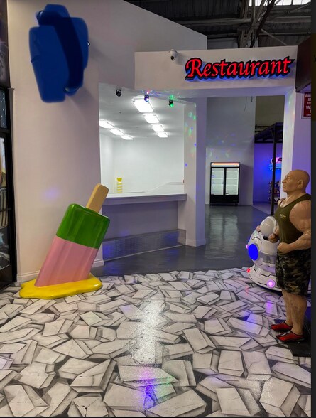 More Photos Of 1933 E Gage Ave, Los Angeles Restaurant For Lease