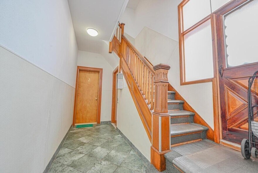 More Photos Of 522 Bay Ridge Ave, Brooklyn Apartments For Sale