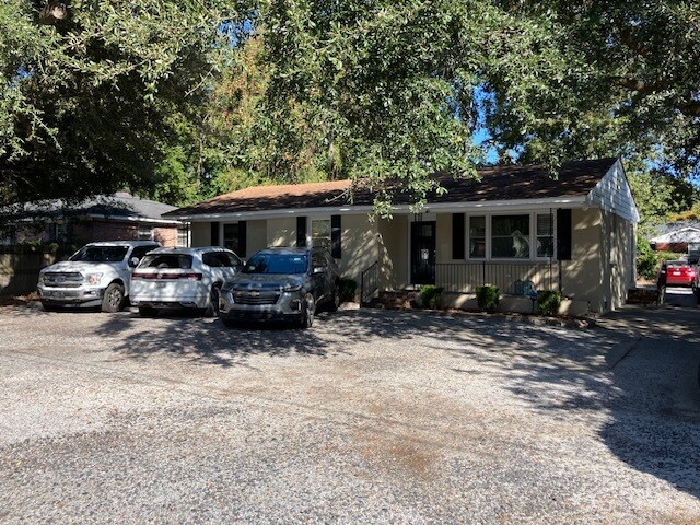 More Photos Of 1422 Ashley River Rd, Charleston Office Residential For Sale